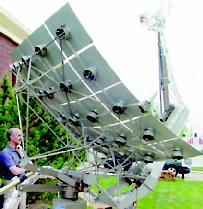 A 5x5-ft solar concentrator at Shec Labs generates hydrogen in a two-stage catalytic process. CEO Beck says this setup can generate the gas at 5 liter/min. The company says their process runs at a relatively low 750C.