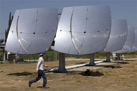 New Solar Farm Adds Hot Water To Cheap Electricity Photo: Baz Ratner