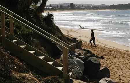 Australians To Fortify Coast Homes Against Climate Photo: Daniel Munoz
