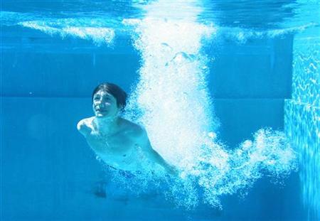Is Swimming Pool Chlorine Fueling The Allergy Epidemic Photo: Pascal Lauener