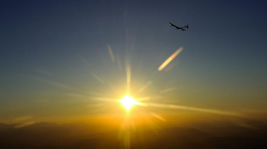 Solar Impulse completes all night 
