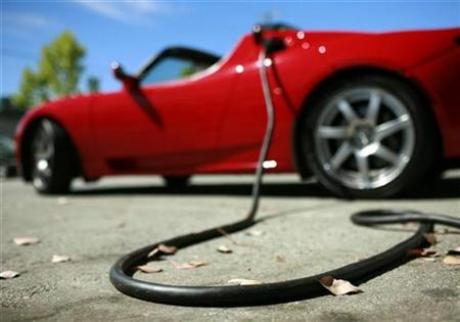 Electric Car Use Beats Wind To Cut Oil Use: Study Photo: Reuters/Robert Galbraith