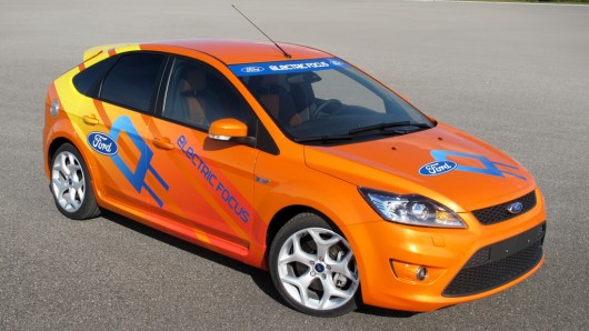 The all-electric Ford Focus will use liquid cooling/heating for its lithium-ion battery sy...