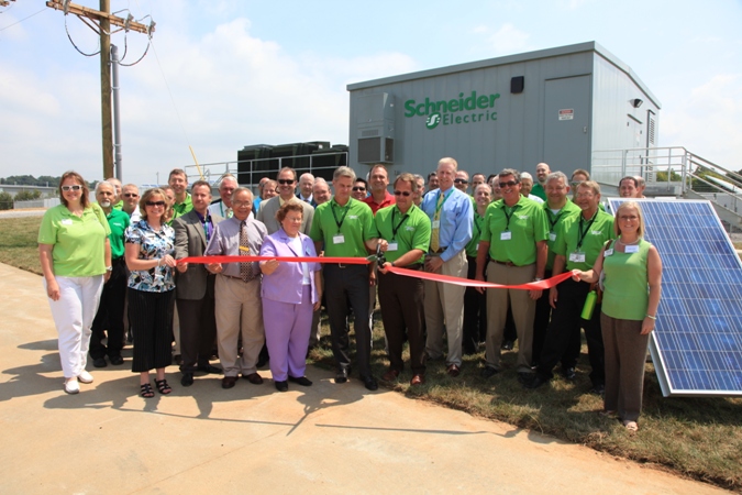 /content/eiq/en/articles/pvw/2011/july/schneider-electric-unveils-solar-farm-in-tennessee/jcr:content/leftcolumn/article/headerimage/file