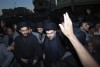 Backers flock to see returned Iraqi cleric  