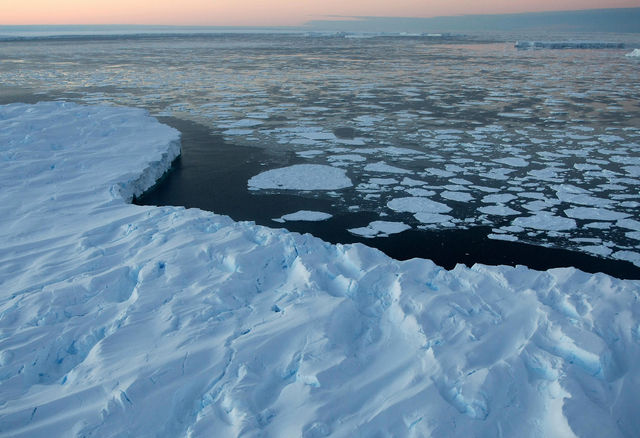 Antarcticas Hidden Carbon Stores Pose Warming Risk in Study