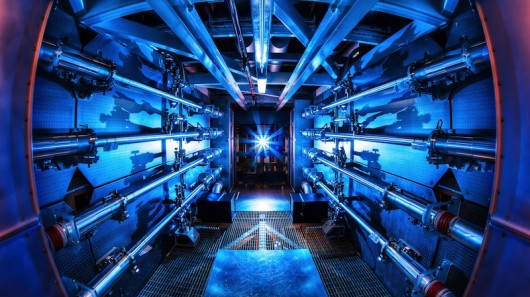 500 terawatt shot -  The preamplifiers of the National Ignition Facility (Photo: Damien Je...