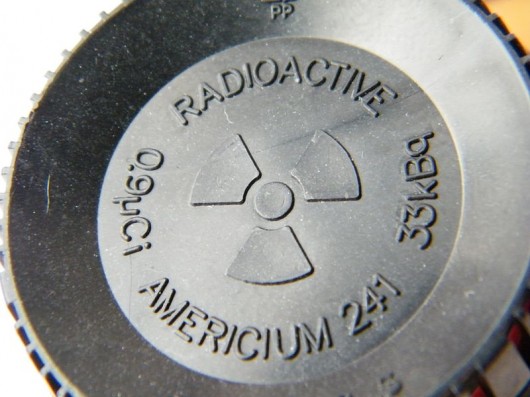An americium radioactive element from a household smoke detector (Photo: Wikipedia)