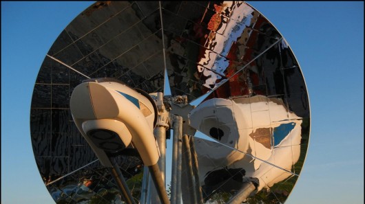 Close-up look of PNNL�s concentrating solar power system 