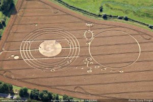 Interesting crop circle in the UK, 2008.