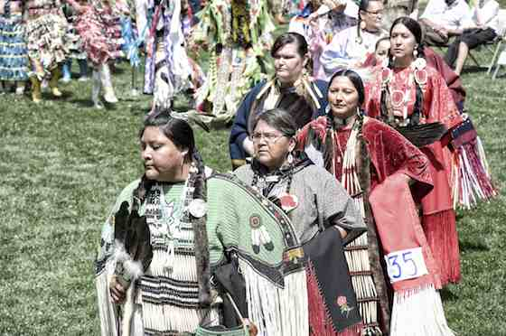 Ladies Northern Traditional dance (Paula Beehner/paulasphotoart.smugmug.com )