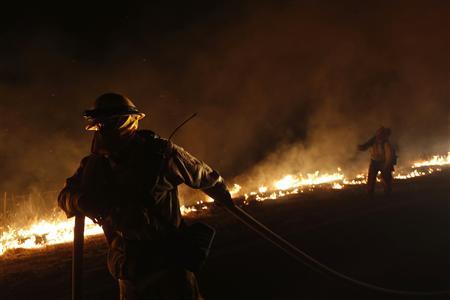 Southern California wildfire 30 percent contained, weather helps Photo: Patrick T. Fallon