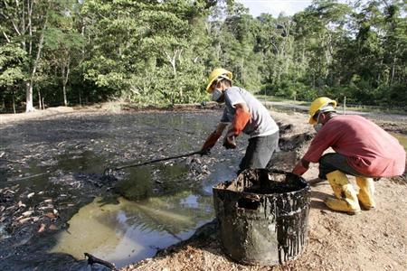 U.S. trial ends over Ecuador pollution judgment against Chevron Photo: Guillermo Granja