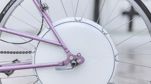 FlyKly's Smart Wheel makes pedaling a bicycle easier
