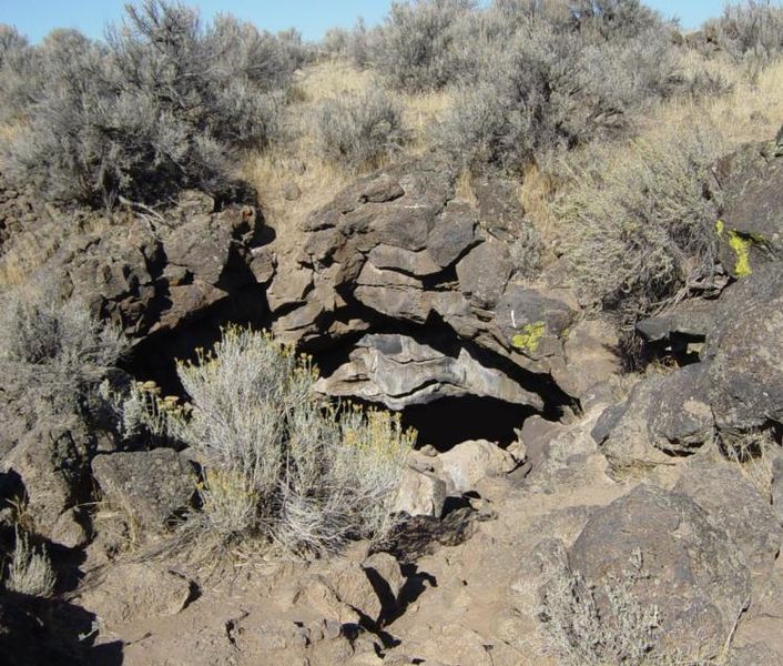 This is Captain Jack's cave at the stronghold in the lava beds. (Wikimedia Commons)