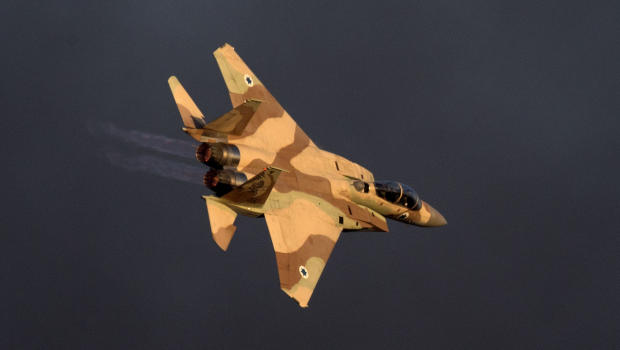 An Israeli F-15 I fighter jet takes off during an air show at the Hatzerim base in the Negev desert in this June 27, 2013, file photo.