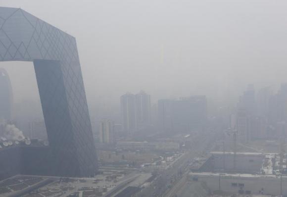 China state media criticizes government for lackluster smog efforts Photo: Jason Lee