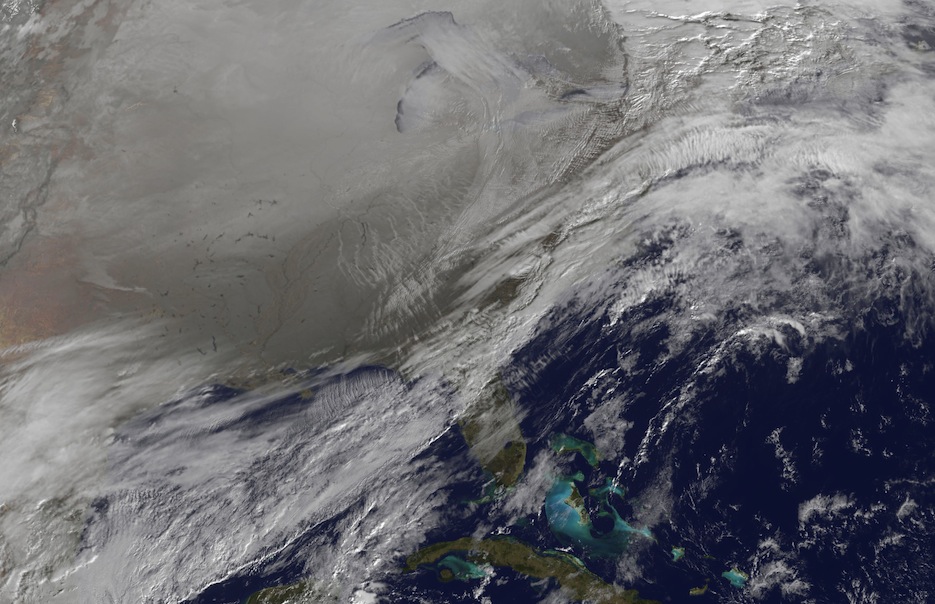 NASA satellite captures the polar vortex over the US as seen from space (Weather.aol.com)