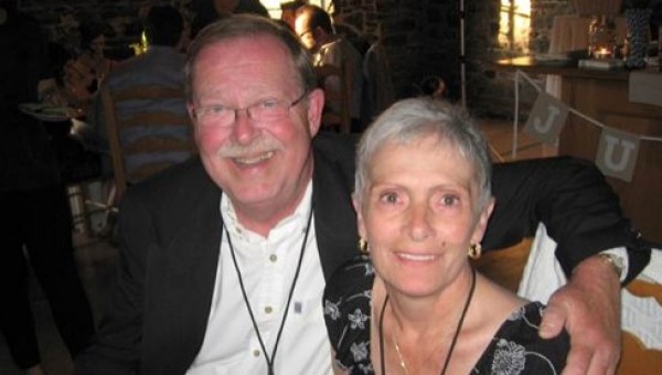 widowers note 2 Widower Lee Ballantynes Scrawled Note and Gesture of Kindness Makes Couples Evening Then Goes Viral