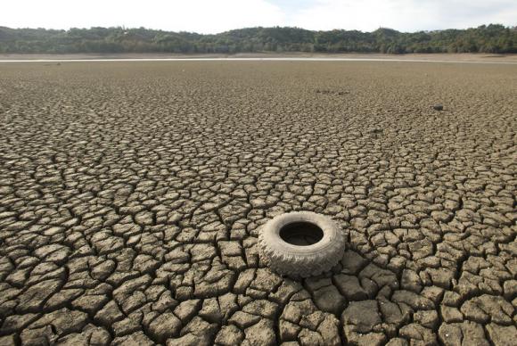 Californians say drought is problem but don't want taxes to fund projects Photo: NOAH BERGER