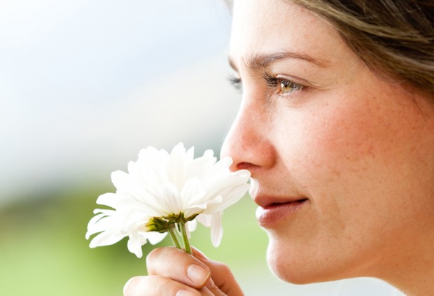 Researchers found that a loss in the ability to smell was linked to an increased likelihood for a person to die within a five-year period. (Photo credit: Shutterstock)