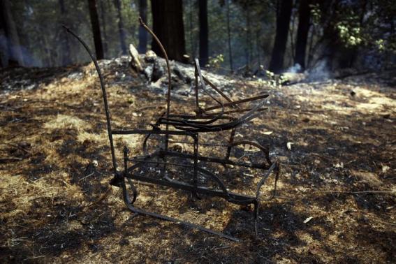 Destructive California wildfire burning in two national forests Photo: Stephen Lam