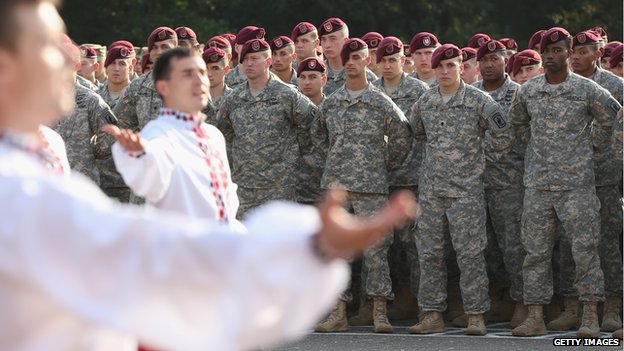 US troops and Ukrainian folk dancers, Rapid Trident opening ceremony in Ukraine
