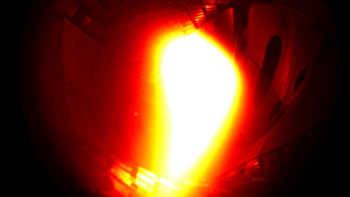The first plasma produced by the Wendelstein 7-X stellarator