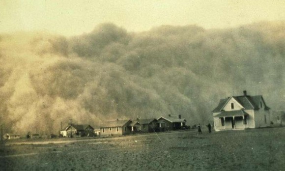 Dust storm approaching Stratford, Texas. Image credit: NOAA George E Marsh Album