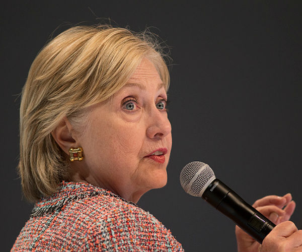 Image: Sources to CNN: Hillary Likely Won't Face Prosecution