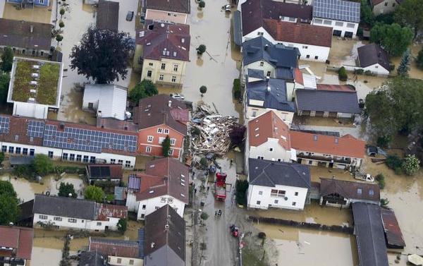Flooding kills at least five people in Germany's BavariaPhoto: Michaela Rehle