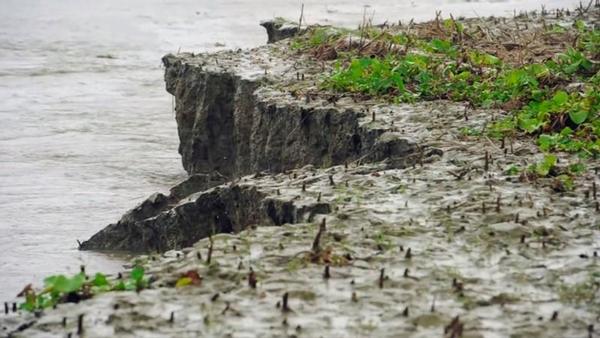 Film links melting glaciers, land loss in BangladeshPhoto: Raw Cinematics Production/Handout via Reuters