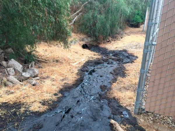 California oil pipeline spill stopped before reaching beachPhoto: Ventura County Fire Department/Handout via Reuters