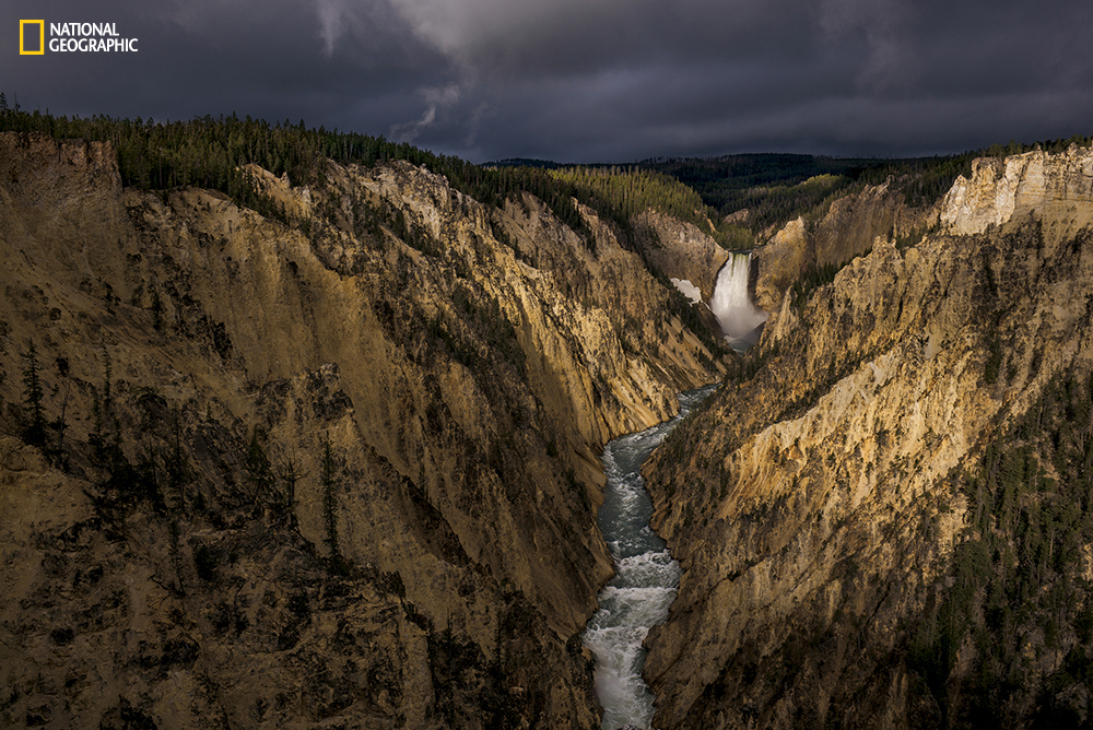 Grand Canyon of the Yellowstone River, from Artist Point. (Photo from the May 2016 issue of National Geographic magazine/Michael Nichols/National Geographic)