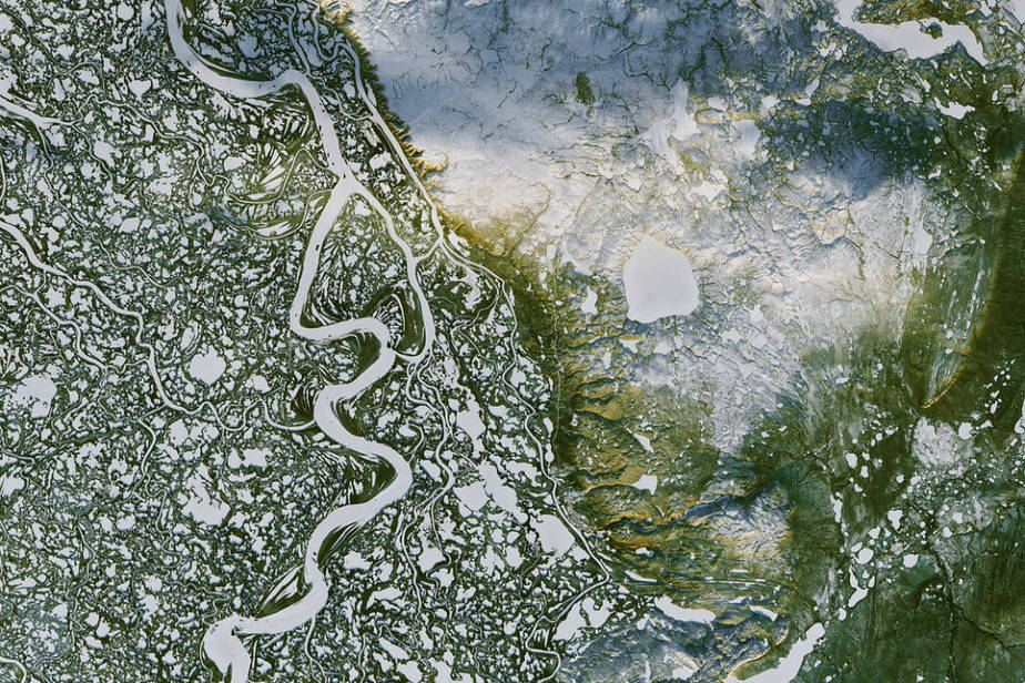 Mackenzie River Delta as seen by satellite. Credit: NASA Earth Observatory/Joshua Stevens